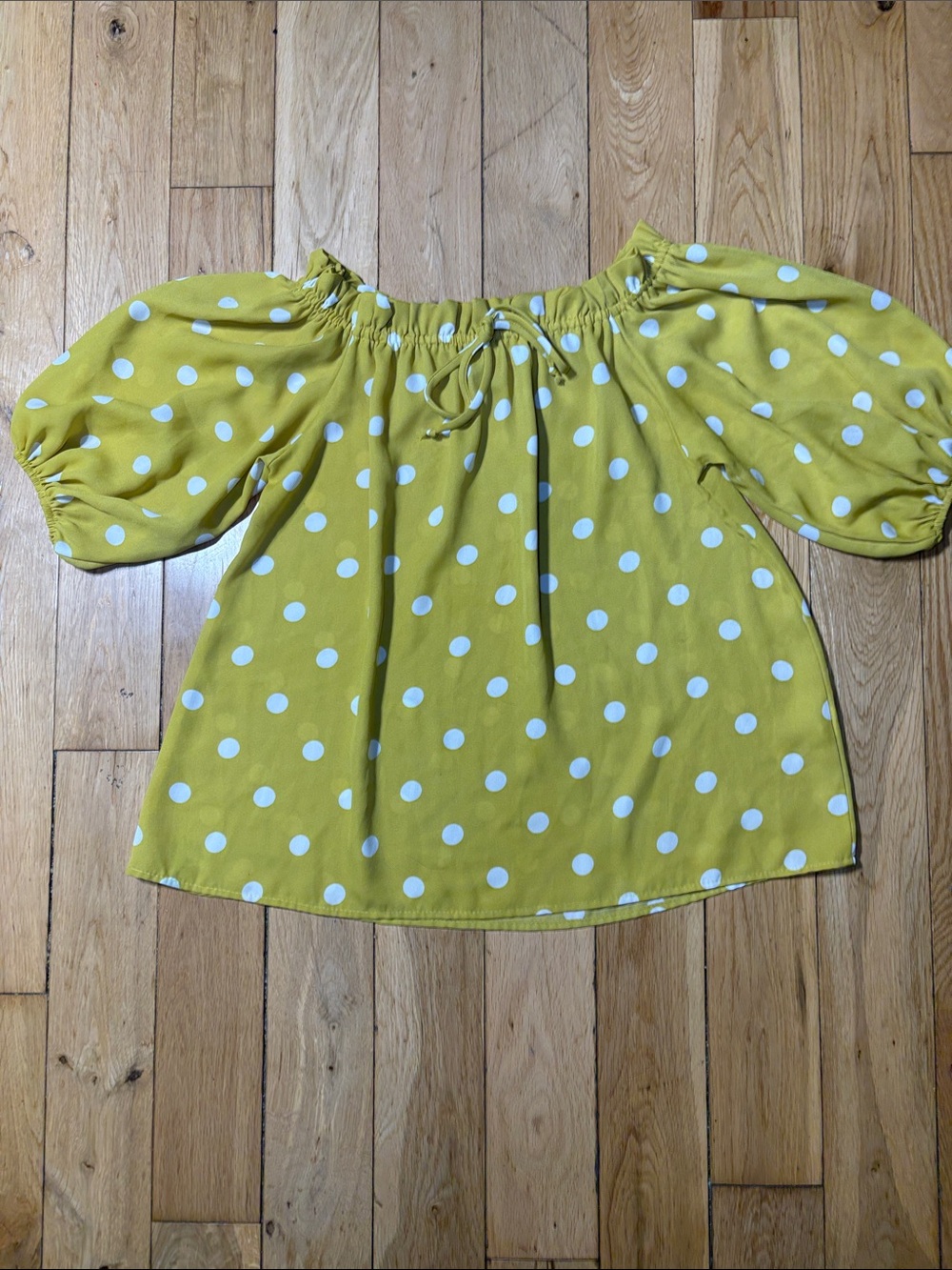 Yellow Polka Dot Off Shoulder Puff Sleeve Blouse Size Large Vine & Love